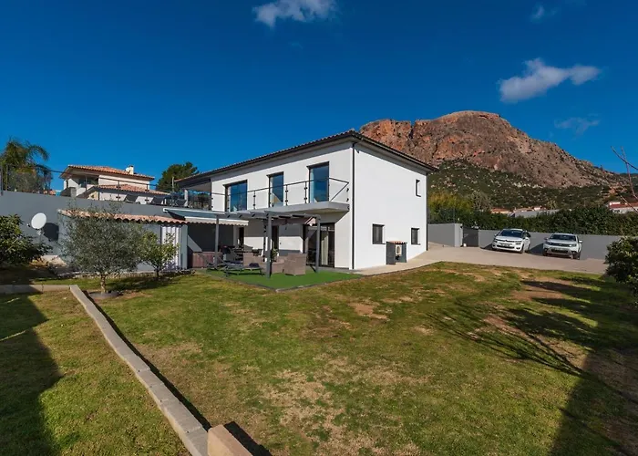 Holiday home Proche Ajaccio, Magnifique Avec Piscine Privee 8 Personnes *
