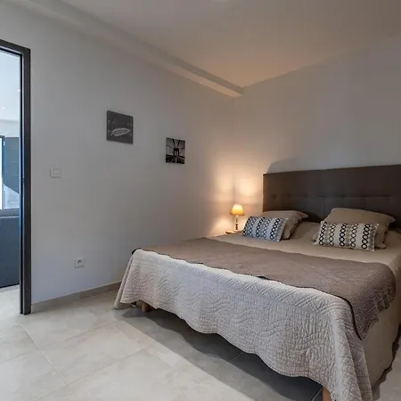 Holiday home Proche Ajaccio, Magnifique Avec Piscine Privee 8 Personnes