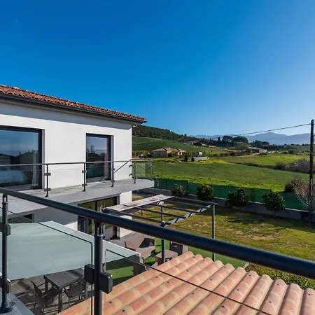 Casa de Férias Proche Ajaccio, Magnifique Avec Piscine Privee 8 Personnes