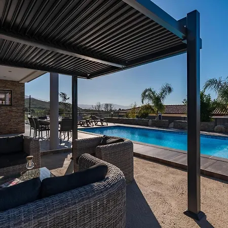 Proche Ajaccio, Magnifique Avec Piscine Privee 8 Personnes Vakantiehuis Afa