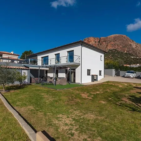 Casa de Férias Proche Ajaccio, Magnifique Avec Piscine Privee 8 Personnes *