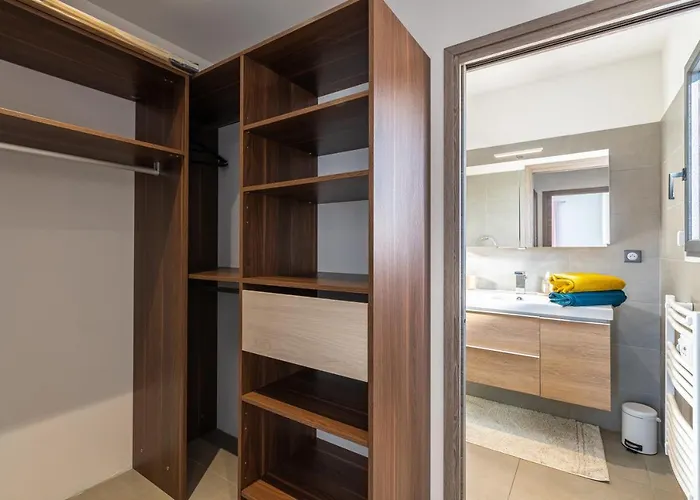 Proche Ajaccio, Magnifique Avec Piscine Privee 8 Personnes Afa